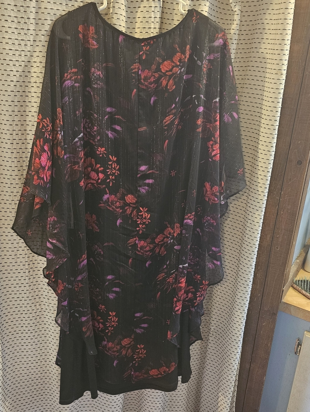 Elegant Black Maxi Dress with Red & Purple Floral Overlay - Picture 8 of 8
